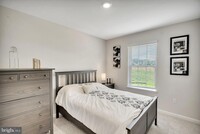 5078 Silver Oak Dr, Unit 912 in Rosedale, MD - Building Photo - Building Photo