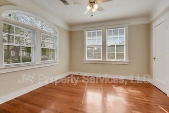 128 Lake Ave in Metairie, LA - Building Photo - Building Photo