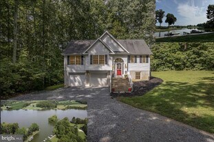 7204 Oakwood Dr, Unit yF46 in Orange, VA - Building Photo