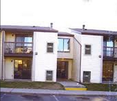 Roberts Gardens Apartments in Martinsburg, WV - Building Photo - Building Photo