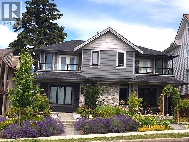 property at 422 6th St W