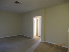 1402 Blue Magnolia Rd in Brandon, FL - Building Photo - Building Photo