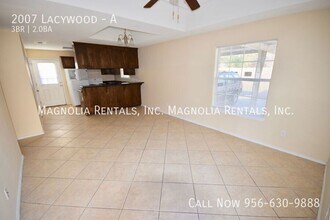 2007 Lacywood in Edinburg, TX - Building Photo - Building Photo