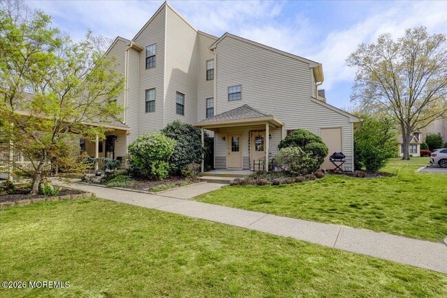 property at 306 Larkspur Ln
