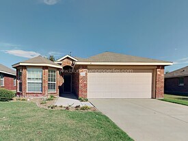 9804 Southgate Dr in McKinney, TX - Building Photo