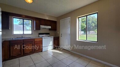 248 Leelon Rd in Lakeland, FL - Building Photo - Building Photo