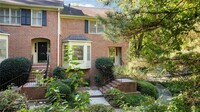 1374 Sheffield Glen Way NE in Atlanta, GA - Building Photo - Building Photo