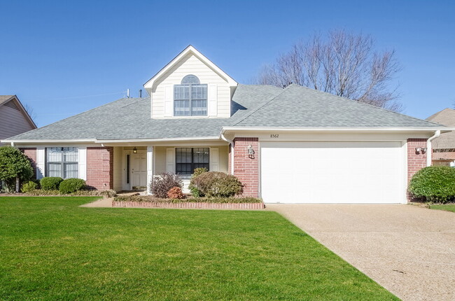 property at 8562 Shingle Oaks Dr
