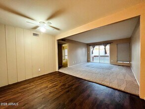 1701 W Tuckey Ln in Phoenix, AZ - Building Photo - Building Photo