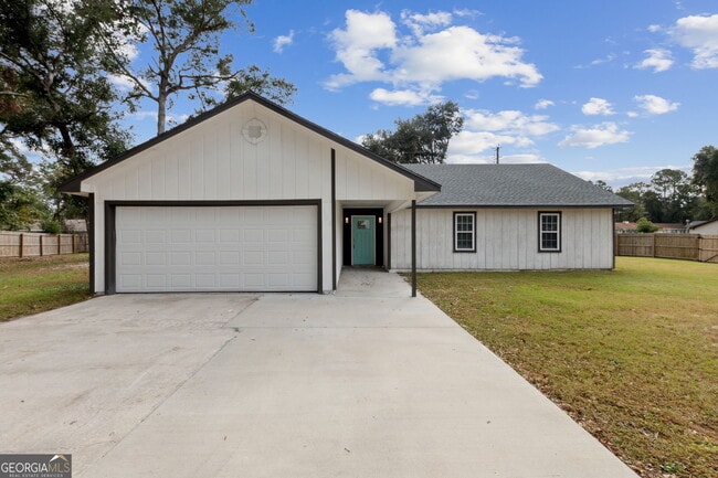 property at 102 Bellvue Ct