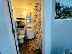 122 W Oneida St in Oswego, NY - Building Photo - Building Photo