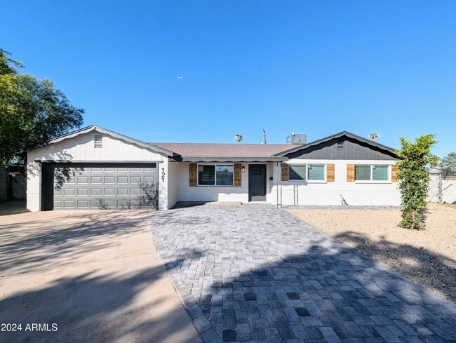 property at 121 N Flint Cir