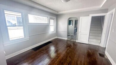 5623 Park Ave in Kansas City, MO - Building Photo - Building Photo