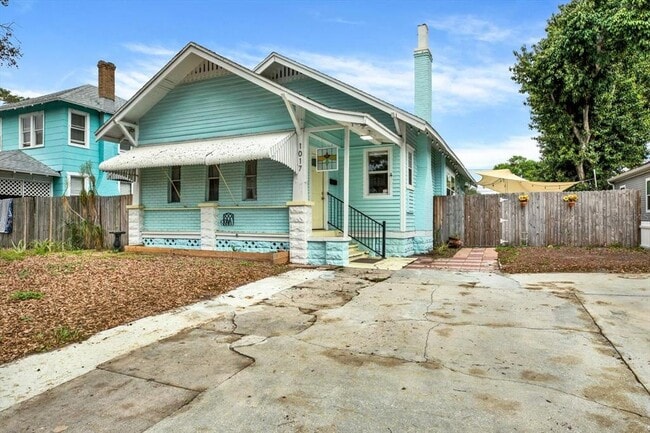 property at 1017 16th Ave S