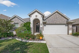 2701 Sagedale Dr in Conroe, TX - Building Photo
