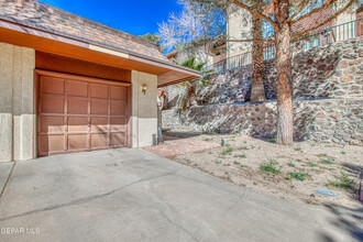 421 Irondale Dr in El Paso, TX - Building Photo - Building Photo