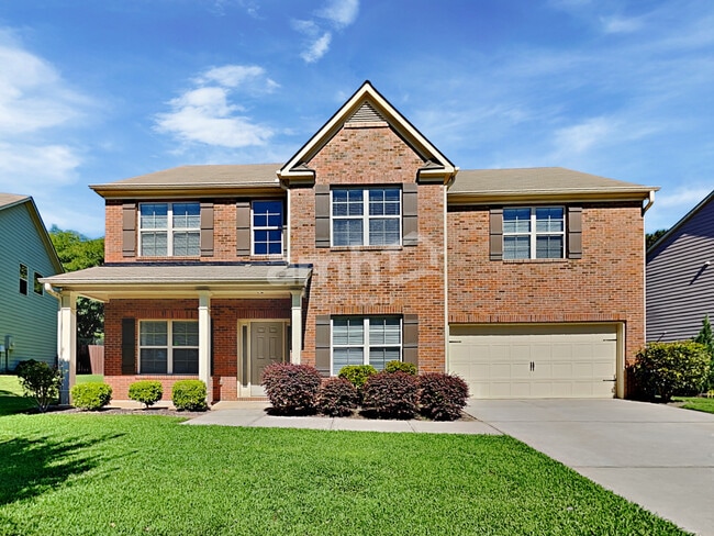 property at 812 Whitfield Oak Rd