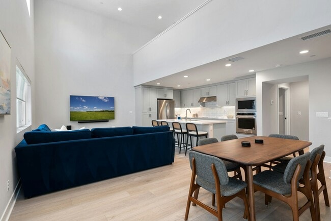 property at 2906 Foundry Ct