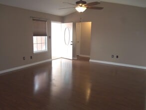 1951 Jo-Tam Ln in Navarre, FL - Building Photo - Building Photo