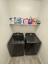 814 S 109th Ave in Avondale, AZ - Foto de edificio - Building Photo