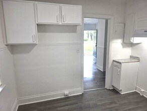 427 Robney Dr in Sumter, SC - Building Photo - Building Photo