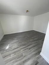 12116 Regal Ct S in Wellington, FL - Building Photo - Building Photo