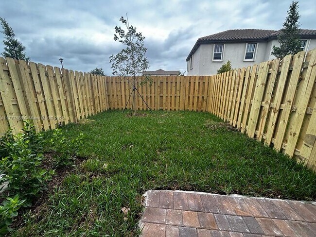 11785 SW 245 Ter, Unit Listing Unit #2 (1 bed) in Homestead, FL - Building Photo - Building Photo