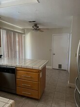 824 Cameron Ct in Vacaville, CA - Building Photo - Building Photo