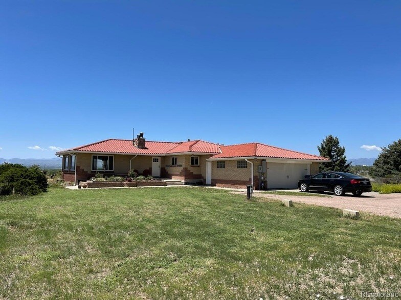 7966 Elmwood Ln in Denver, CO - Building Photo