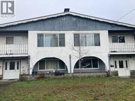 2161 Prairie Ave in Port Coquitlam, BC - Building Photo