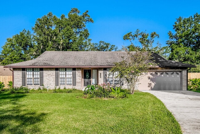 property at 3146 Chapelwood Ln