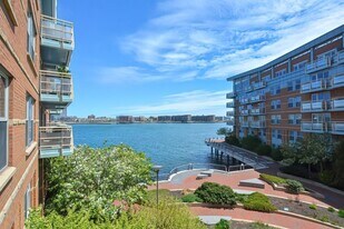 3 Battery Wharf, Unit 3306 in Boston, MA - Building Photo