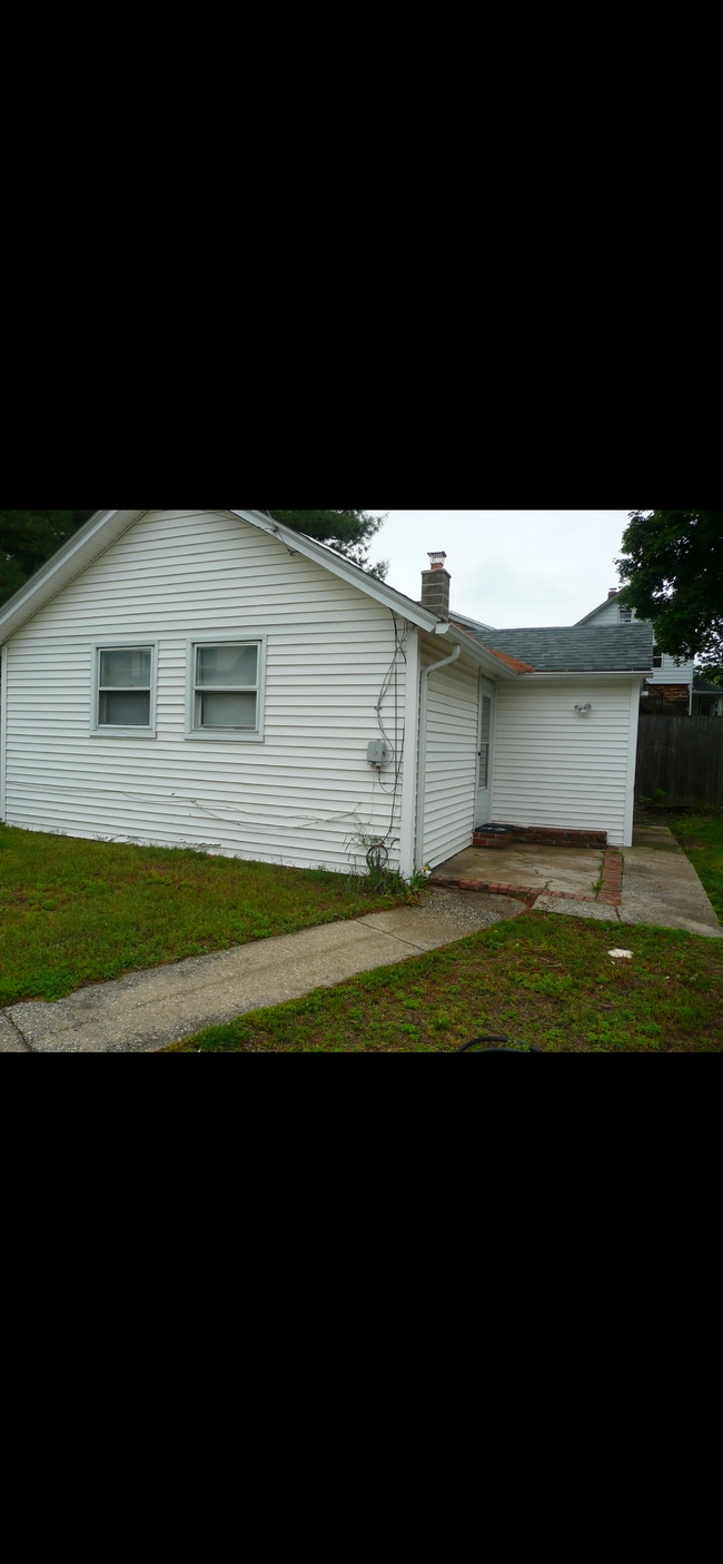 2-2 Branford St in Norwalk, CT - Building Photo - Building Photo