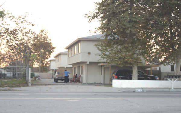 1979 S Reservoir St in Pomona, CA - Building Photo - Building Photo