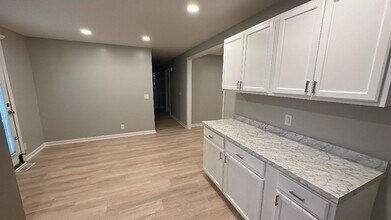 288 Paragon Mills Rd in Nashville, TN - Building Photo - Building Photo