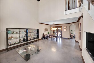 10845 SW 75th St in Miami, FL - Building Photo - Building Photo