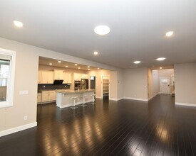 3215 170th Pl SE in Bothell, WA - Building Photo - Building Photo