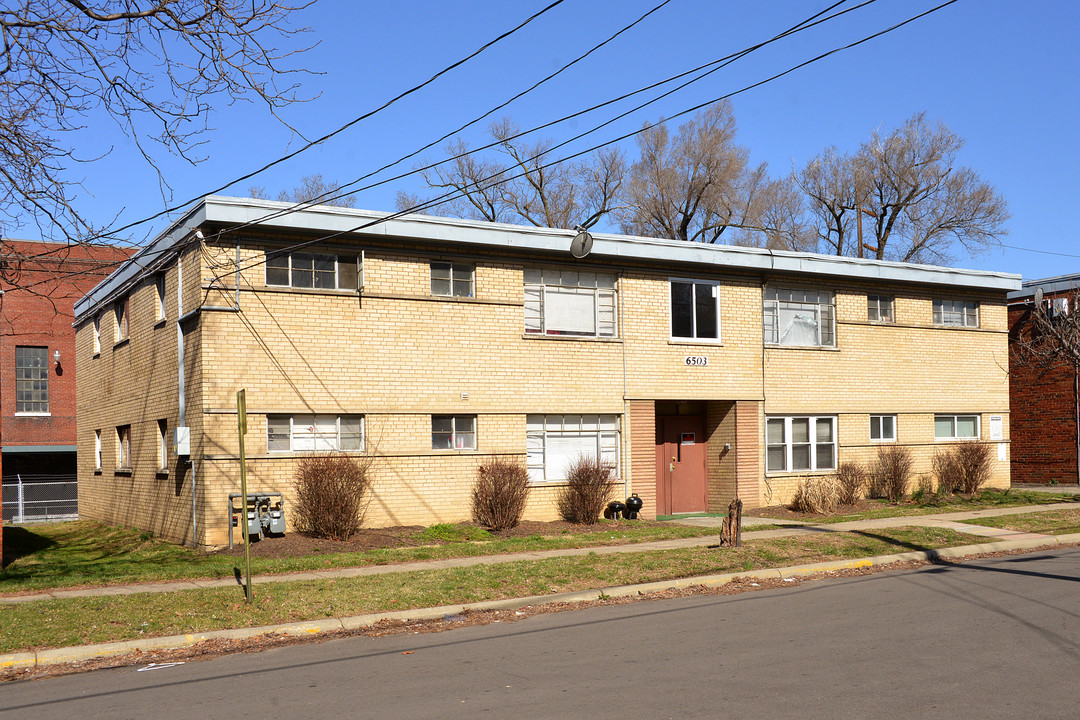 6503 Hasler Ln in Cincinnati, OH - Building Photo