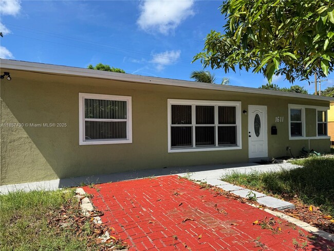 property at 1611 NE 32nd Pl