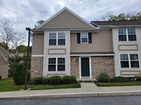 30 Christy Ct in Elizabethtown, PA - Building Photo