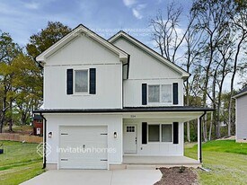 524 W Main St in Lincolnton, NC - Building Photo