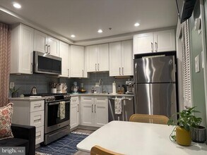 625 Park Rd NW, Unit 8 in Washington, DC - Building Photo - Building Photo