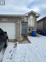 3290 Daytona Ave in Windsor, ON - Building Photo