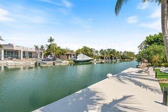 7810 Hawthorne Ave in Miami Beach, FL - Building Photo - Building Photo