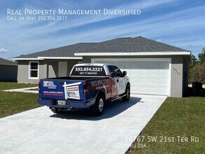 16767 SW 21st Terrace Rd in Ocala, FL - Foto de edificio - Building Photo