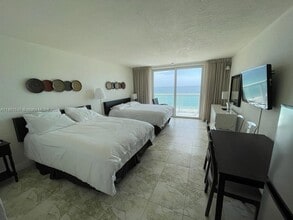 19201 Collins Ave, Unit 411 in Sunny Isles Beach, FL - Foto de edificio - Building Photo