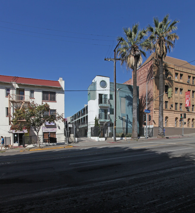 403 S Alvarado St in Los Angeles, CA - Foto de edificio