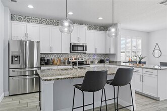 133 Whirlaway Dr in Davenport, FL - Building Photo - Building Photo