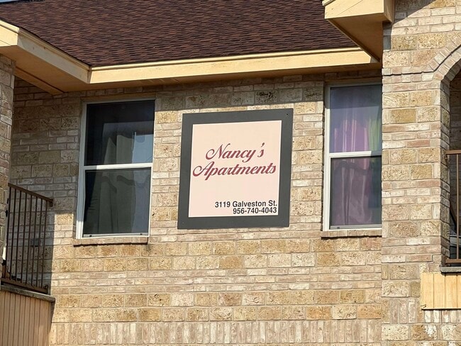 3119 Galveston St in Laredo, TX - Building Photo - Building Photo