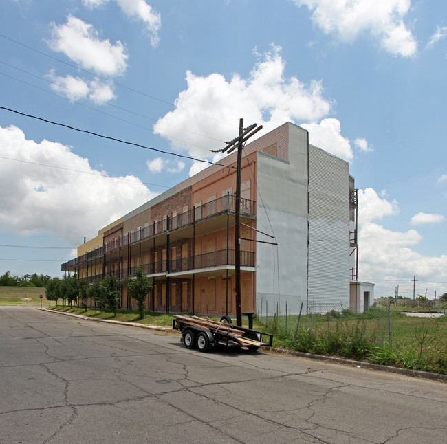 Algiers Riverview Condominiums in New Orleans, LA - Building Photo - Building Photo